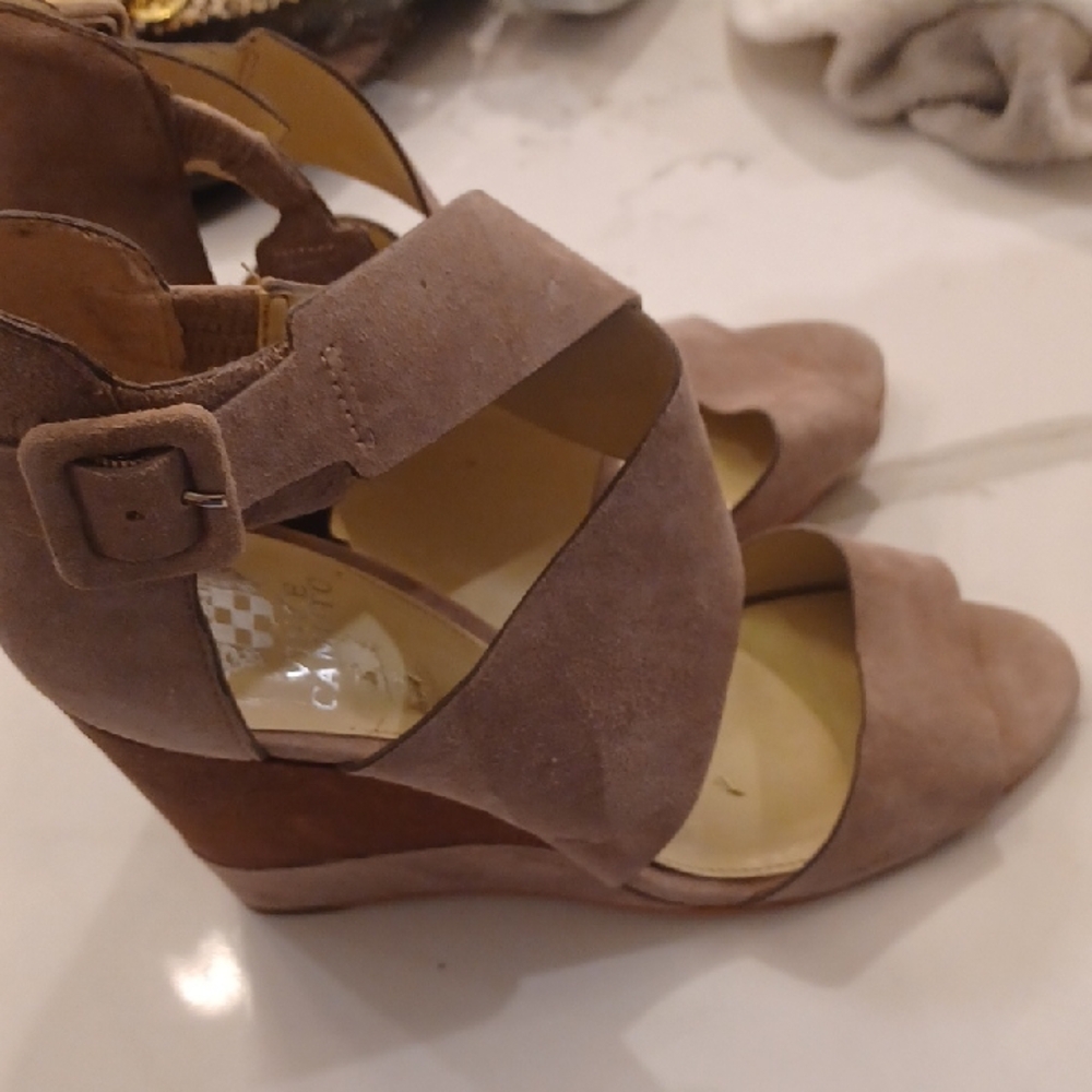 Vince Camuto Milena Tan & Brown Wedge Faux Suede Criss Cross Wedge Sandals Sz 10 - Picture 6 of 15